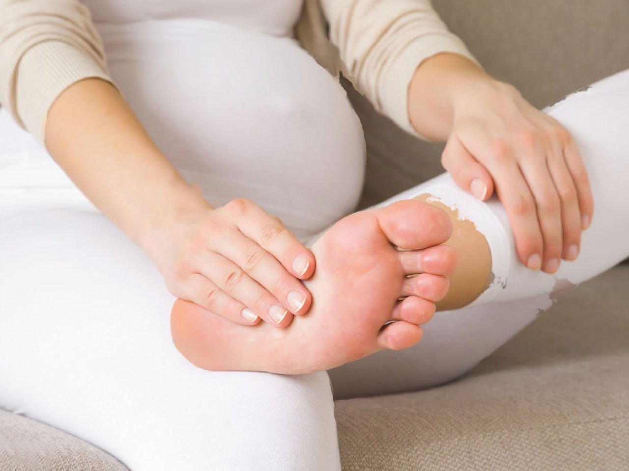 Pregnancy Leg Cramps Symptoms
