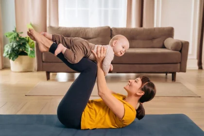 Postpartum-Yoga-Benefits